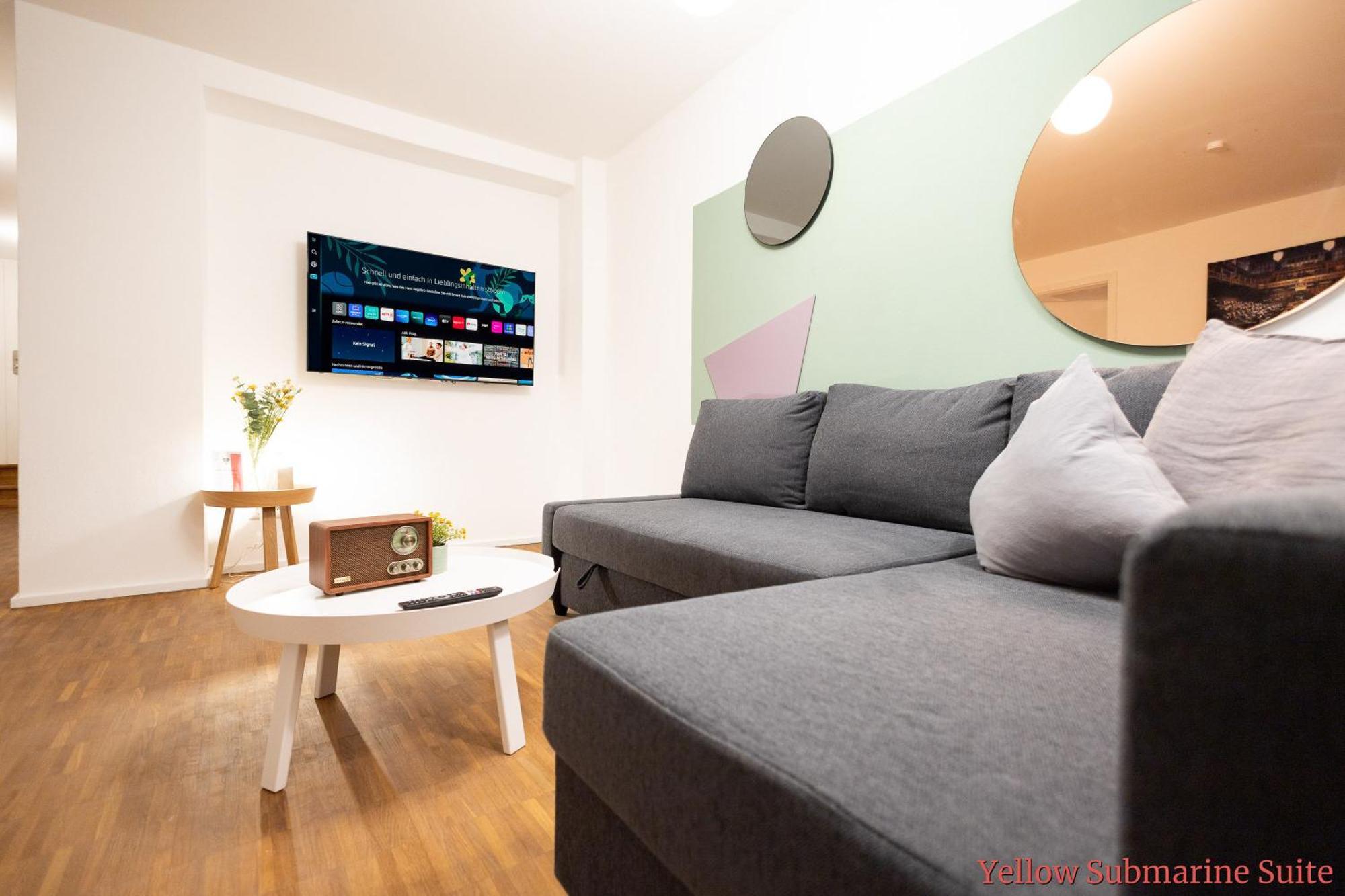 Ko-Living - Beatles Und Banksy Suites & Studios Am Eselsbrunnen - Altstadt - Kueche Halle  Exteriör bild