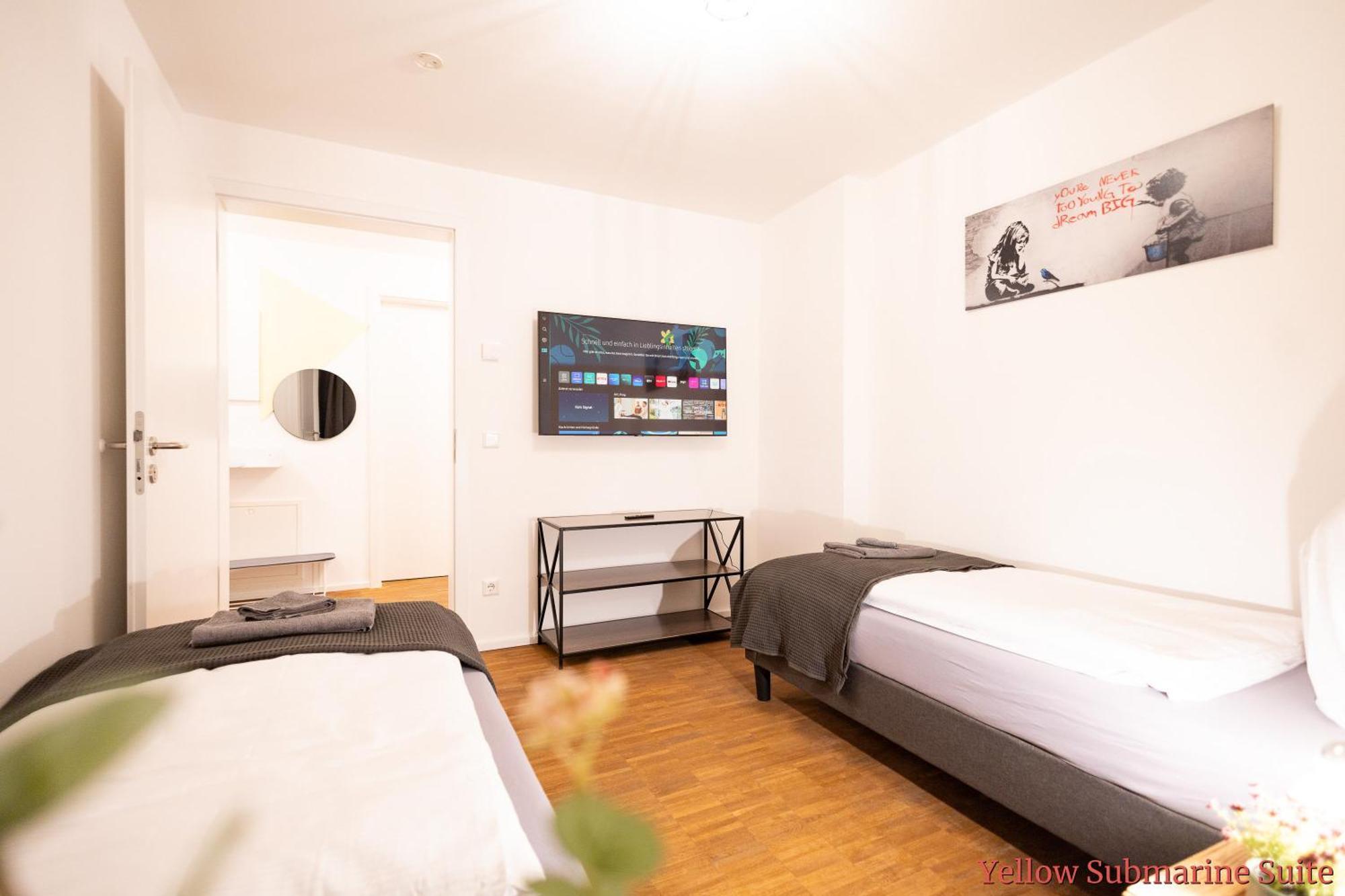 Ko-Living - Beatles Und Banksy Suites & Studios Am Eselsbrunnen - Altstadt - Kueche Halle  Exteriör bild